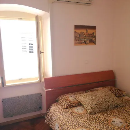 Decumanus Apartment